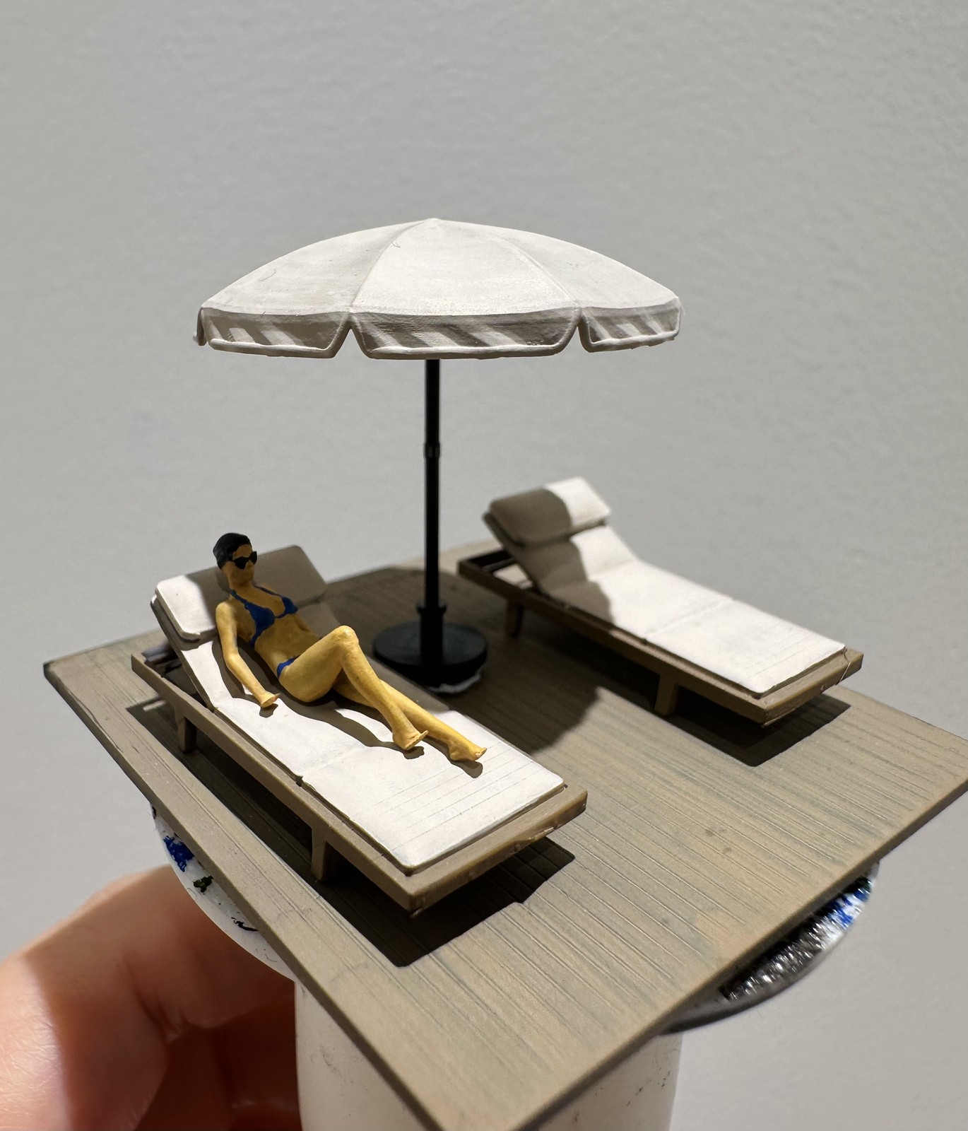 Tools Workshop Kids - Diorama 1/64 Model Adegan Mikro Berjemur